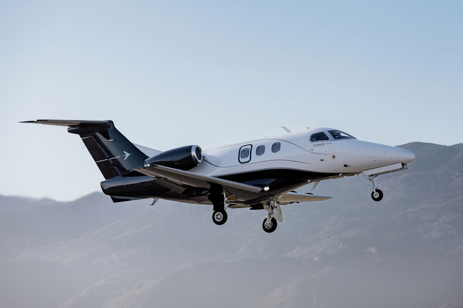 embraer-phenom-100-aircraft-details-flyte-flyte